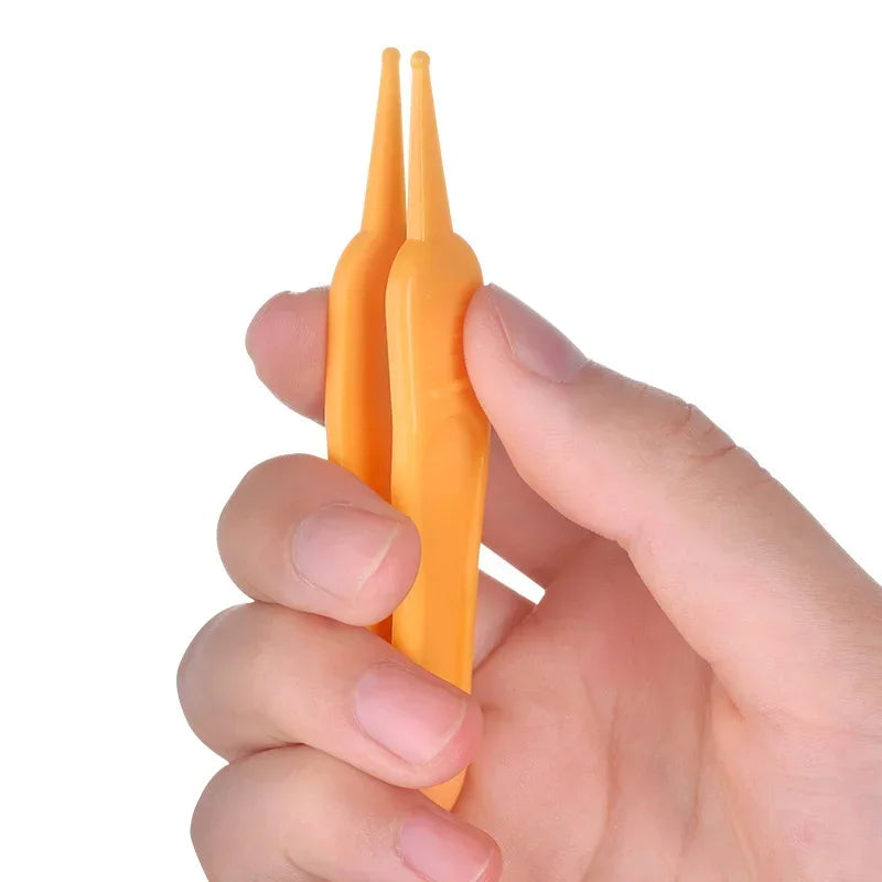 Baby Safety Tweezers – Multi-Purpose Nose & Ear Cleaning Tool for Newborns - Pocketful Of Hugs
